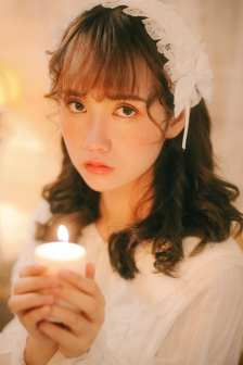 女家庭教师
